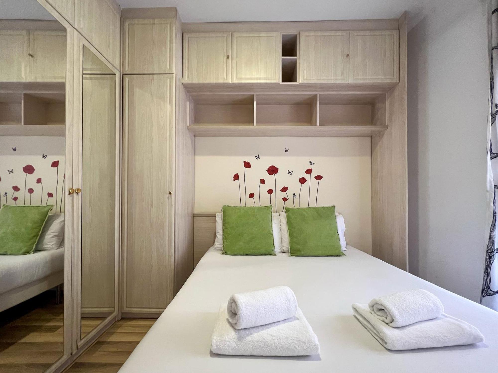 Stay U-Nique Apartments Sardenya II برشلونة المظهر الخارجي الصورة